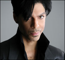 PURPLE REIGN: 3121 sounds as if the dirty beats of hip-hop never happened.
