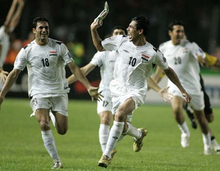 http://cache.thephoenix.com/i/OldBlogs/Phlog/1_22_073007_iraq_soccer.jpg
