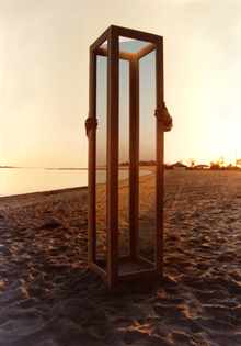 0906_art_mirror.jpg 0906_art_mirror.jpg
