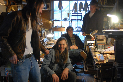 Local_CliffsGarage_main Local_CliffsGarage_main
