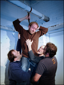 070406_inside_thrcol