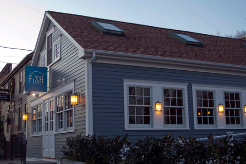 Dining_Jamestown_Fish_main