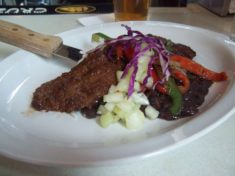 FOOD031910_sonnys_main FOOD031910_sonnys_main
