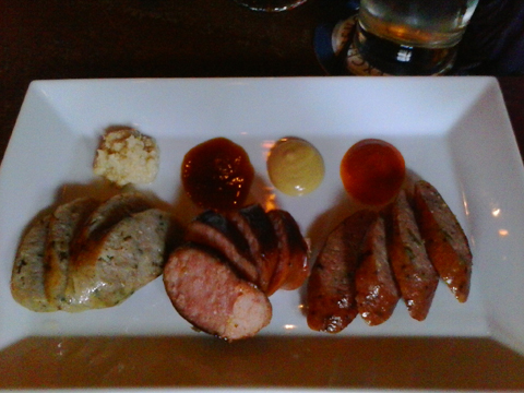 Food_port_top.jpg Food_port_top.jpg