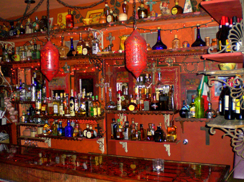 dining_0830_top.jpg dining_0830_top.jpg