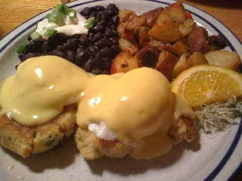 Eggs-benedict_main_portland-brunch Eggs-benedict_main_portland-brunch
