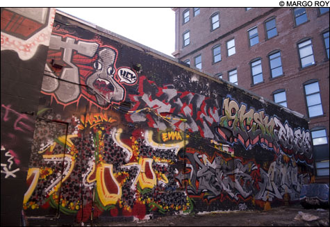 feat_side_graffiti_2_main