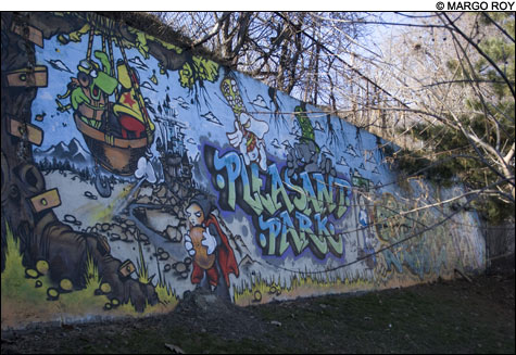 feat_side_graffiti_3_main