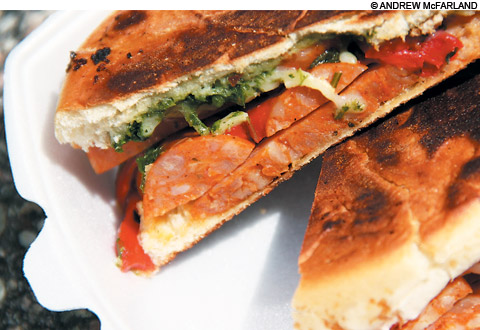 06_Staff-Meal480
