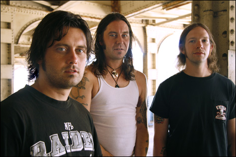 0910_highonfire_main 0910_highonfire_main