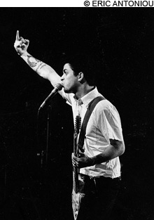 main_GreenDay_flipoff220 main_GreenDay_flipoff220