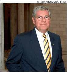 REAGANESQUE The affable-seeming governor has an uncanny ability to confound his political opponents at times. REAGANESQUE The affable-seeming governor has an uncanny ability to confound his political opponents at times.