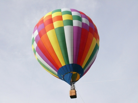 0607_balloon_fairs.jpg 0607_balloon_fairs.jpg