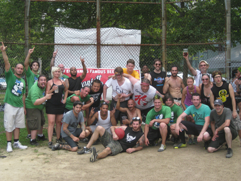 0726_TJI_kick_top.jpg 0726_TJI_kick_top.jpg