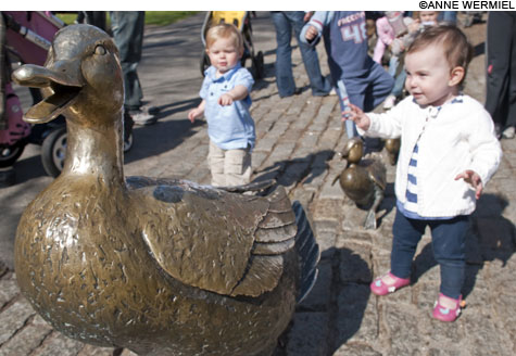 BEST10_Ducklings_main