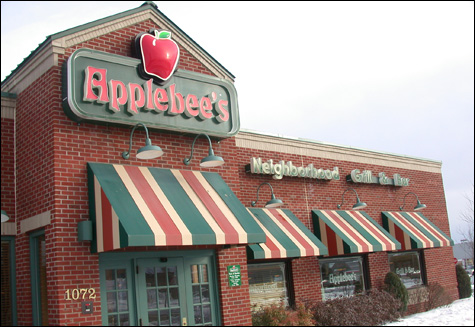 070323_inside_applebees